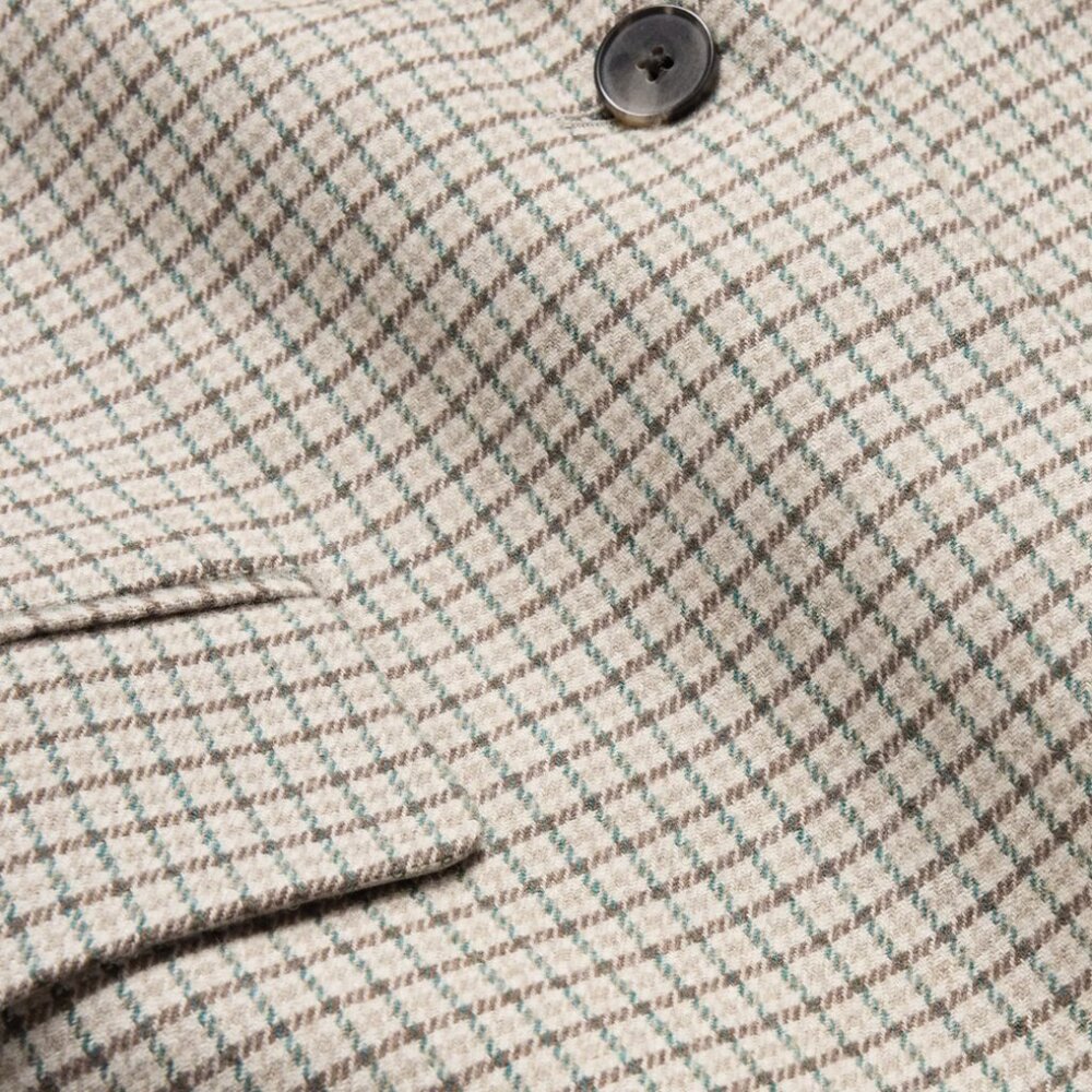 Banana Republic Boyfriend Blazer - Picture 2 of 3